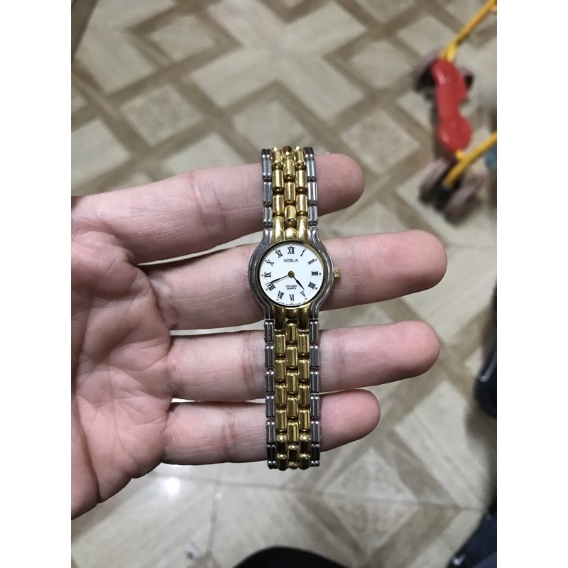 Đồng hồ nữ citizen