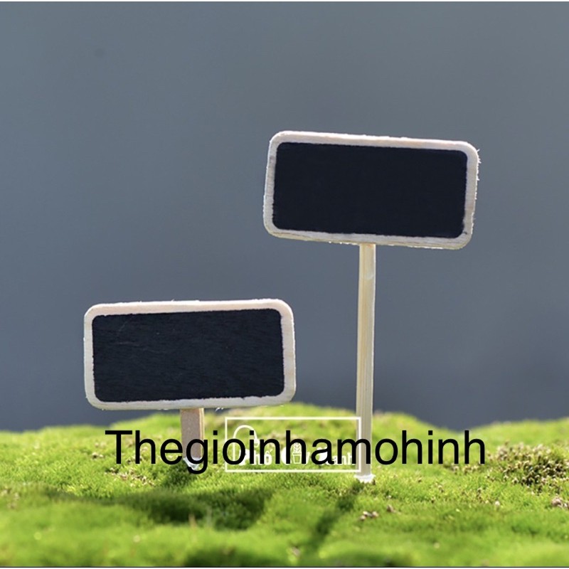 Hàng rào tiểu cảnh, biển chỉ đường, bảng chú thích, tiểu cảnh trang trí