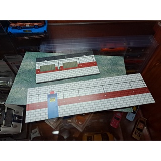 Diorama 1/64 - Garage Đỏ Trắng