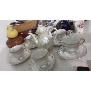 Bộ ấm trà xà cừ