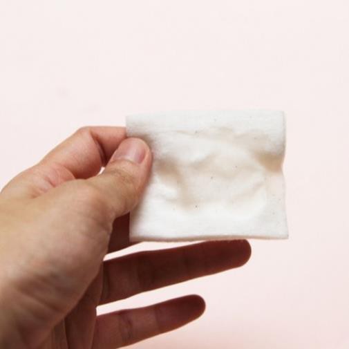 Bông tẩy trang Muji 135 miếngCHÍNH HÃNG Tẩy sạch lớp make up nhẹ nhàng và hiệu quả nhất mà không làm hại da