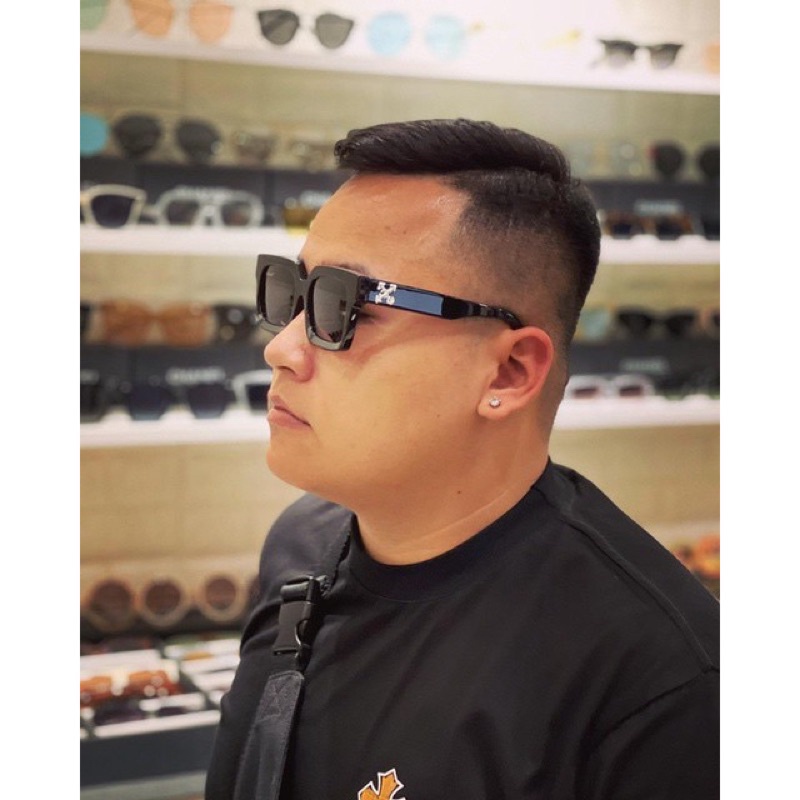 KÍNH MÁT THỜI TRANG NAM NỮ OFF WHITE 2 MÀU ĐEN TRẮNG,KIỂU DÁNG UNISEX PHONG CÁCH CHÂU ÂU,LOGO DẬP NỔI CÁ TÍNH