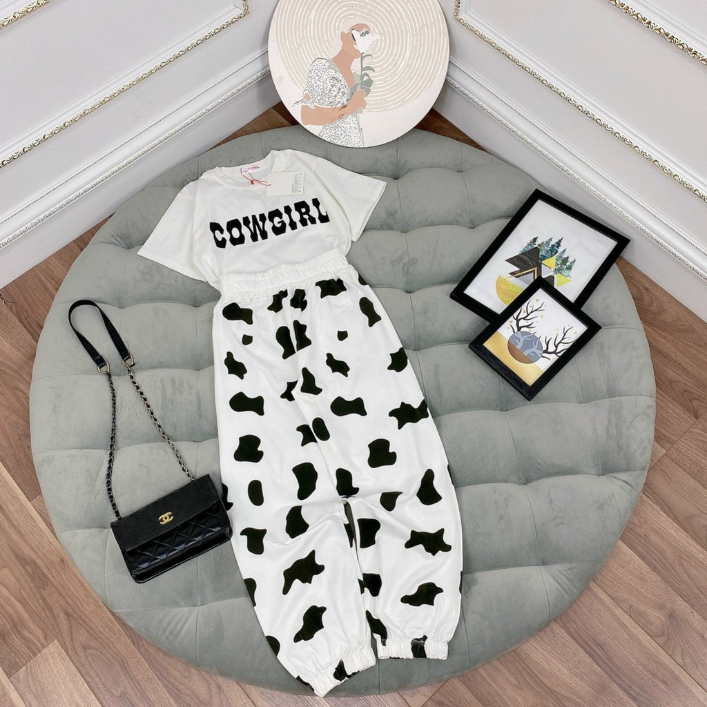 Sét bộ áo croptop in chữ kiểu cowgirl phối quần dài bo ống màu bò sữa cực xinh , chất thun bozip dày dặn ( ảnh thật )