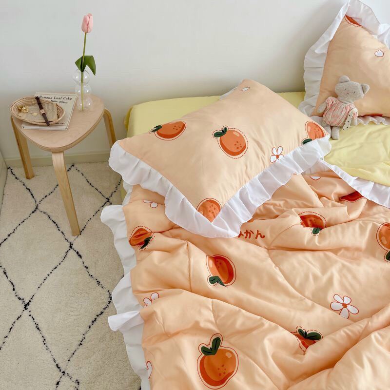Bộ chăn ga gối drap giường nhập khẩu cao cấp chất vải đũi viền bèo - Chăn hè trần bông họa tiết trai cam