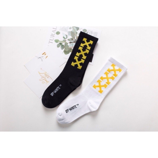 Vớ tất OFF WHITE cao cổ 3 chữ thập