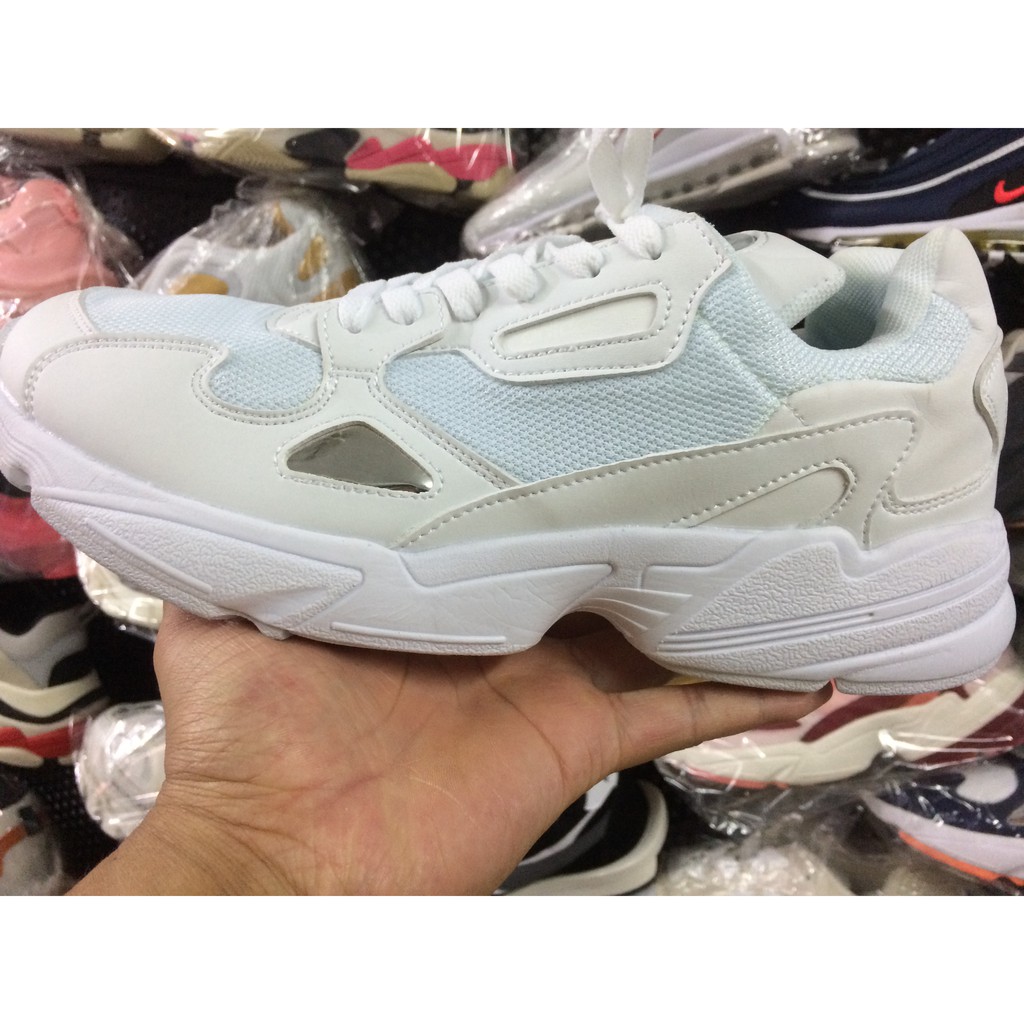 GIÀY ADIDAS FALCON MẦU TRẮNG