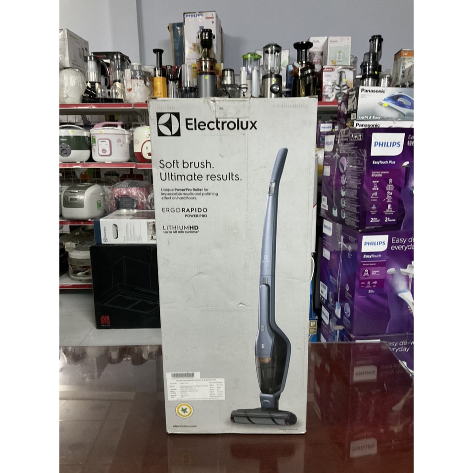 Máy hút bụi cầm tay Electrolux ZB3411 - Hàng trưng bày