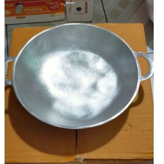 Chảo gang đúc khuân cát dk26cm
