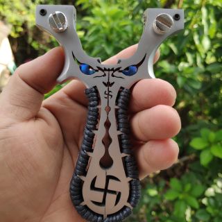 Ná mặt quỷ