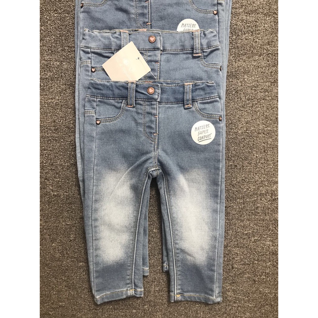 Quần jeans bé gái