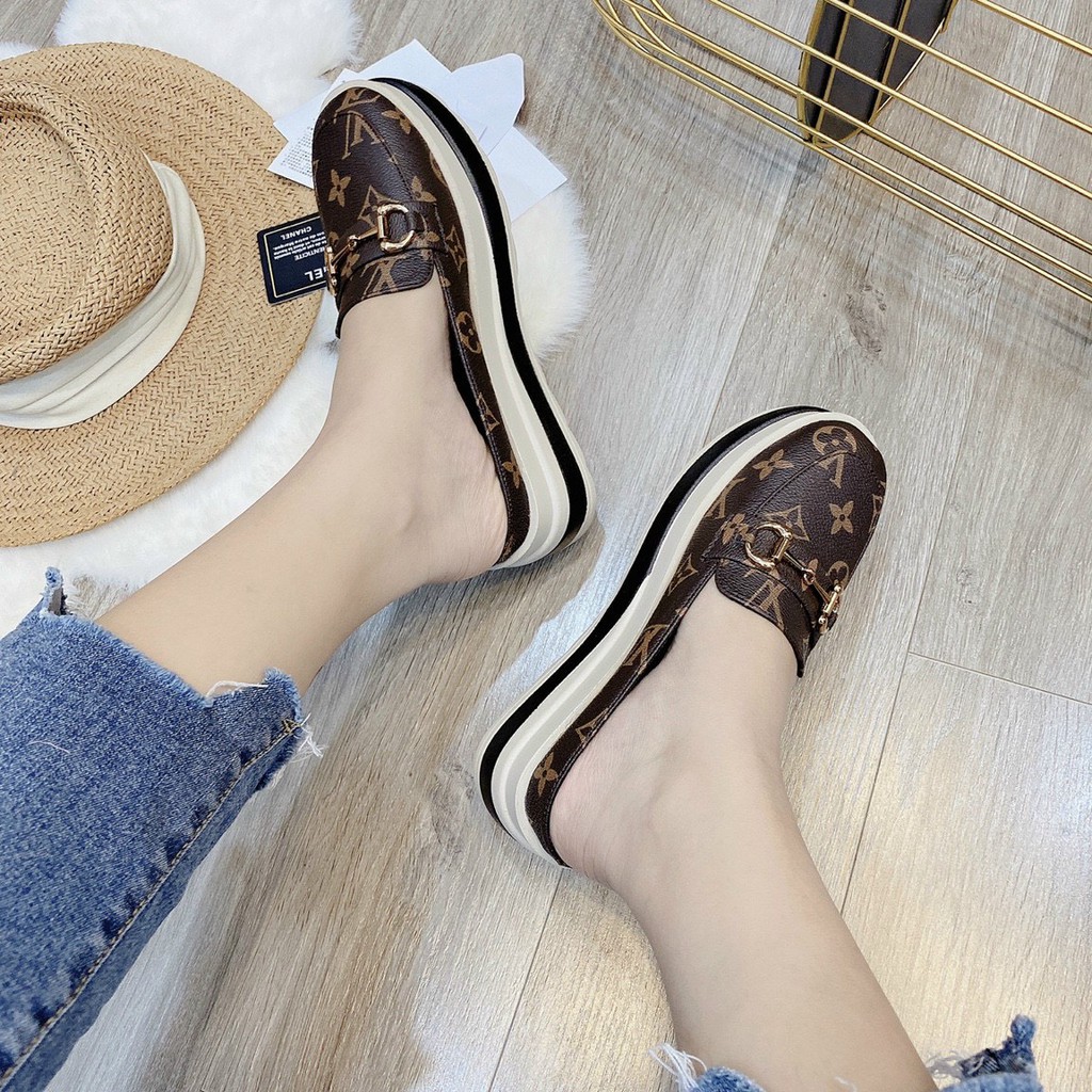 Sục xuồng da siêu nhẹ ôm chân fullbox