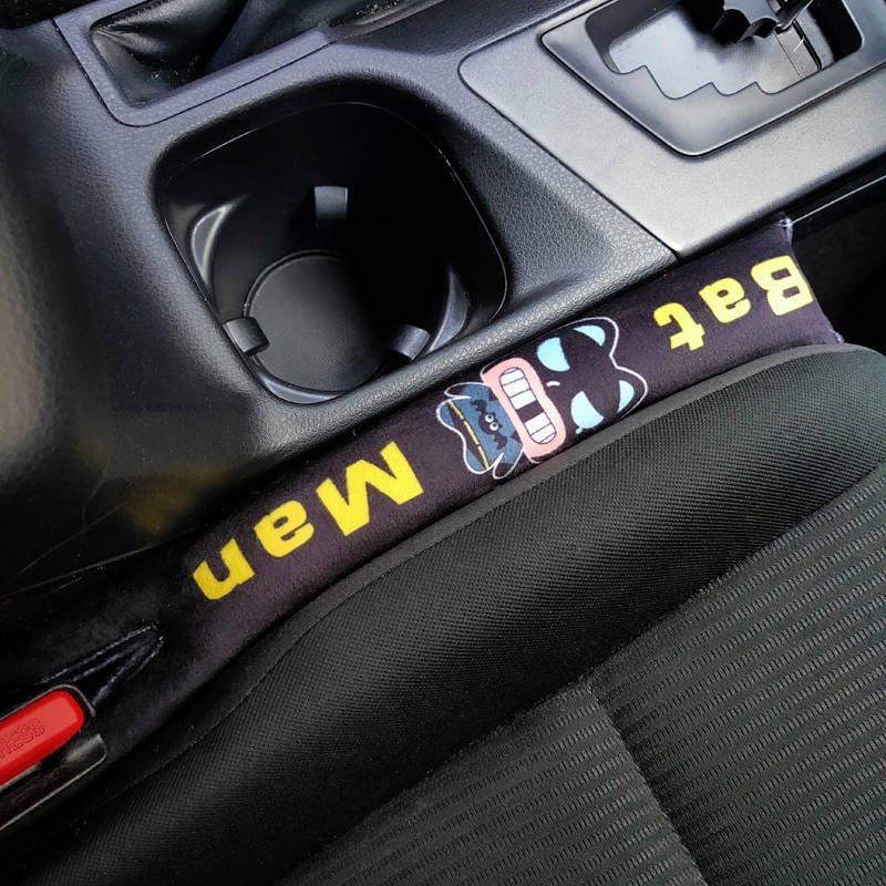 Dải viền nhét khe hở họa chống rơi đồ họa tiết siêu anh hùng Marvel cho các loại ghế xe hơi phổ thông FE6X