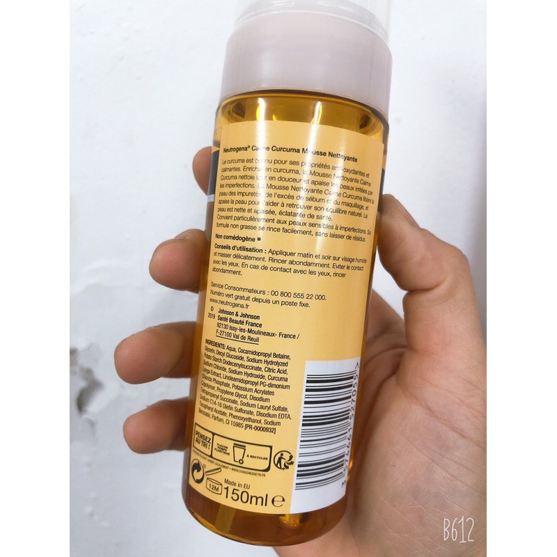 Sữa rửa mặt nghệ Neutrogena