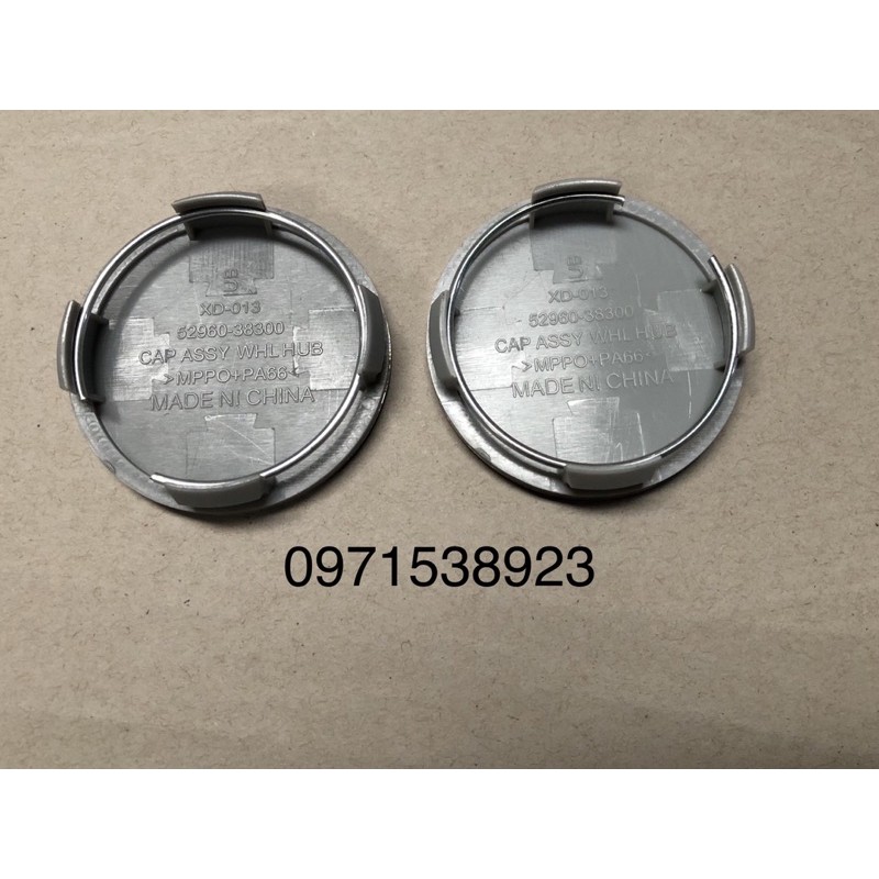 4 chiếc logo chụp mâm bánh xe ô tô Hyundai HY-60 Kích thước 60mm: Màu Đen và Bạc 52960-38300