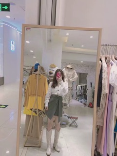 Bốt đùi cổ V hot hit sẵn 38