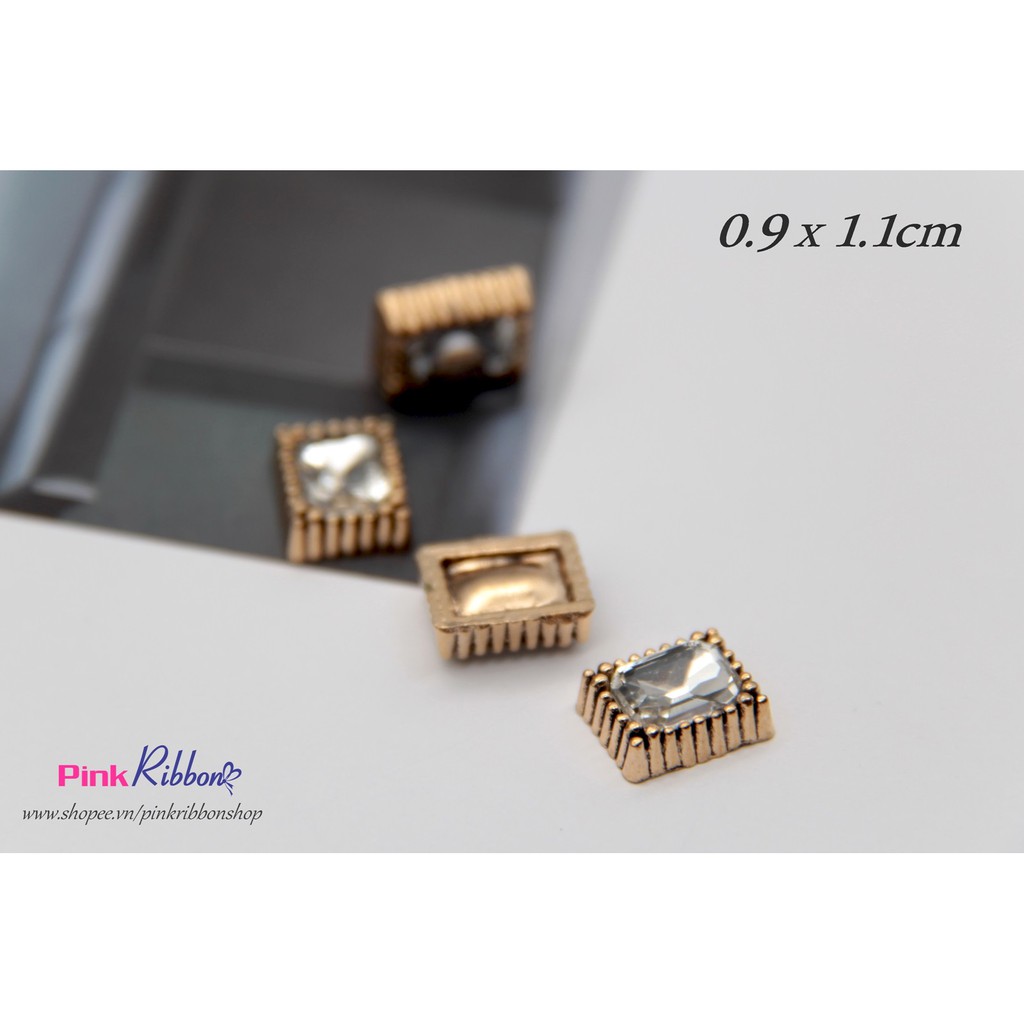 Set 2 cái - Charm CN nhí đá trắng