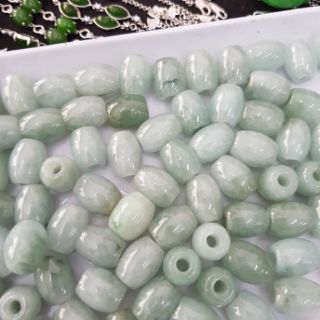 Lu thống phỉ thúy kèm dây đeo cổ