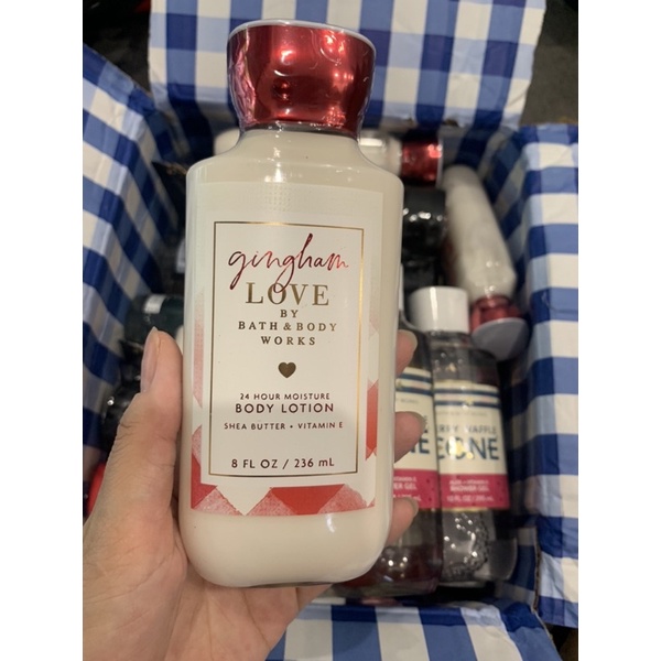 Dưỡng thể Bath& Body Works