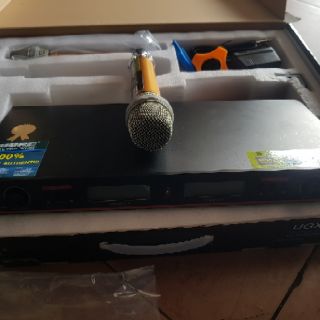 micro không dây shure