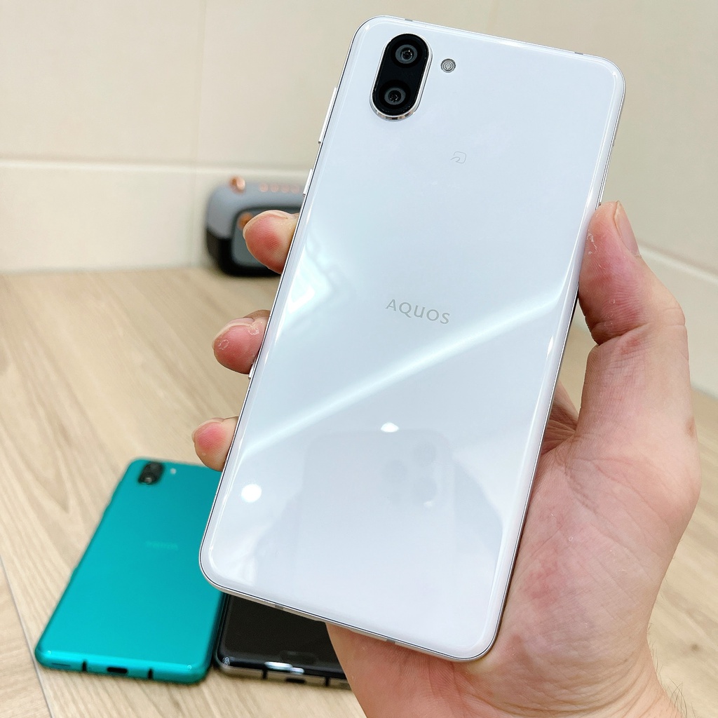 Điện thoại Sharp Aquos R3 ram 6G 128G - Snap 855 Màn 120Hz