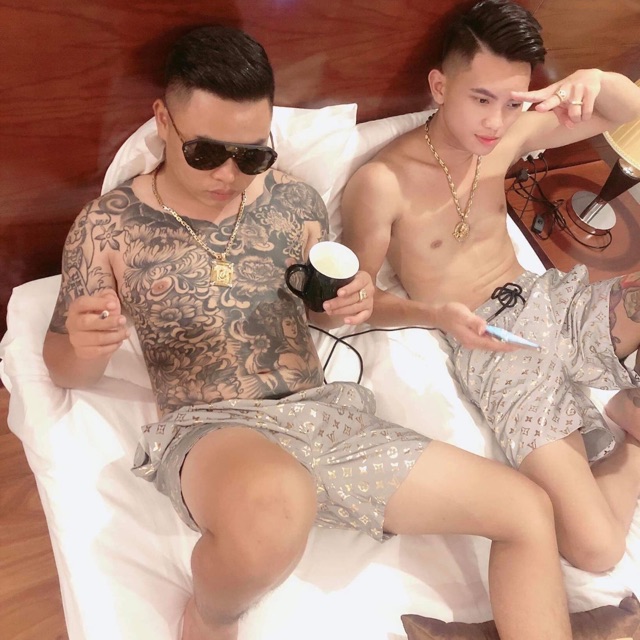 quần LV phản quang