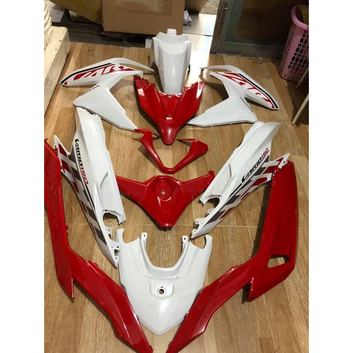 full dàn áo bóng trắng đỏ vario 150 tháo xe