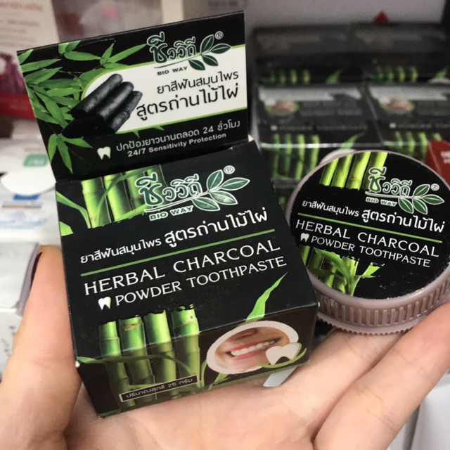 Kem Đánh Răng Than Tre Herbal Charcoal Thái Lan 25g