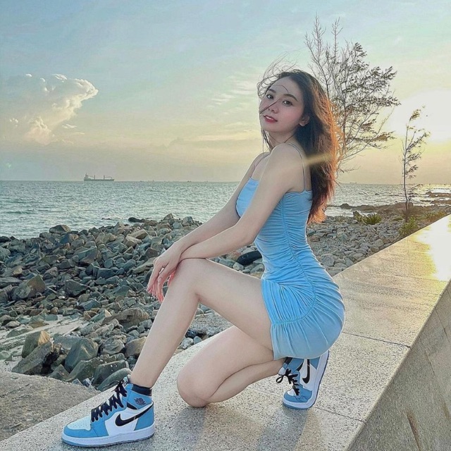 Thư Hoàng sỉ lẻ QC hottrend