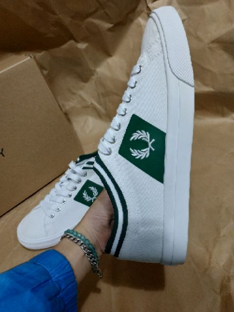 GIÀY FRED PERRY AUT