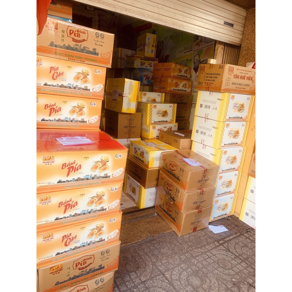 BÁNH PÍA SẦU RIÊNG TRỨNG MUỐI 1 SAO TÂN HUÊ VIÊN