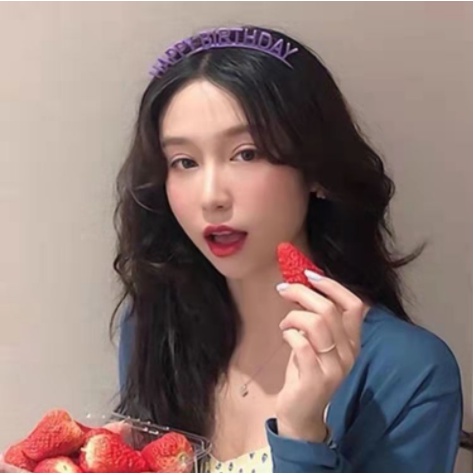 1 Cài Tóc Nhựa Màu Kẹo In Chữ Happy Birthday Dễ Thương