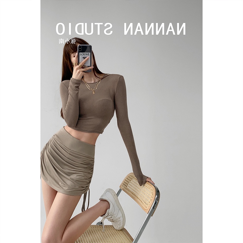 Chân váy IELGY thiết kế dây rút xếp nếp ôm dáng vừa vặn phong cách quyến rũ thời trang dành cho nữ