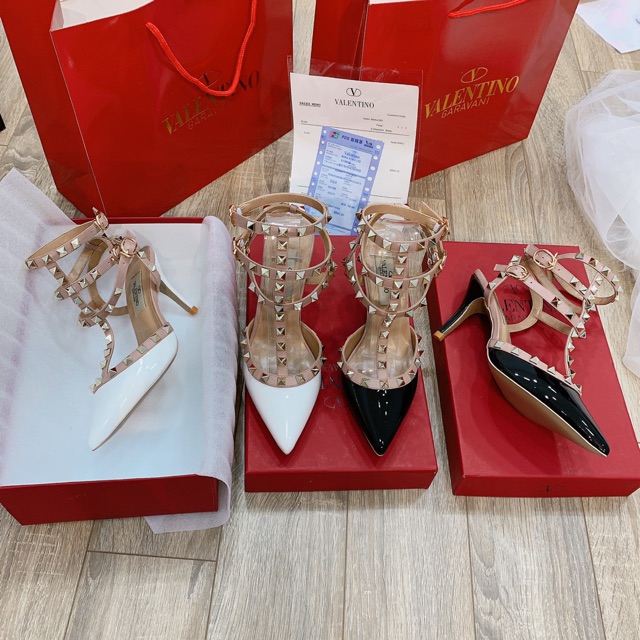 SALE ❤️ <3 Sale Hot | Trợ Giá | Sandal valentino viền đinh da bóng fullbox bill túi giấy . ! . . ! ⇞ : . .. * , ₃ . ˇ