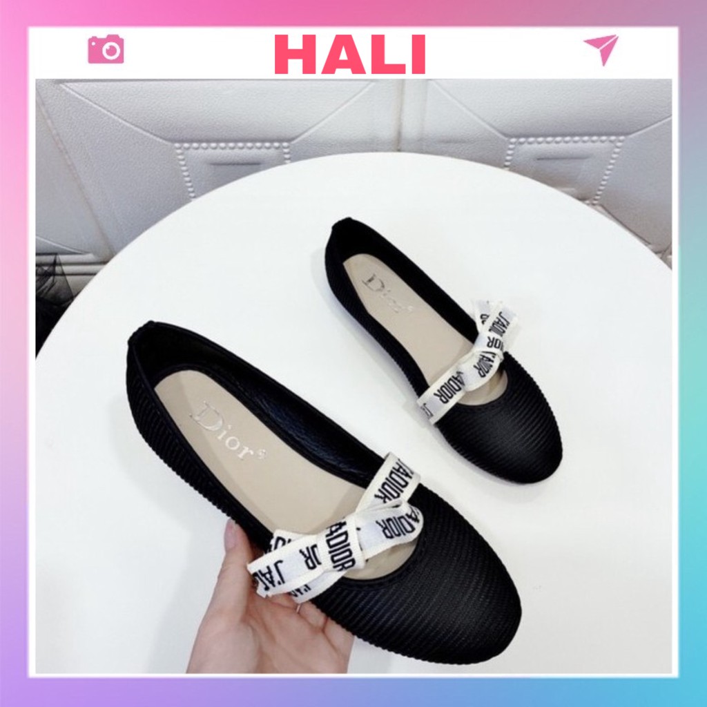 Giày bệt nữ sang chảnh nữ tính gắn nơ trắng chữ xinh | BigBuy360 - bigbuy360.vn