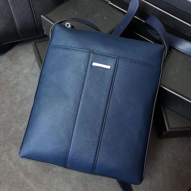 Túi da nam đeo chéo PEDRO