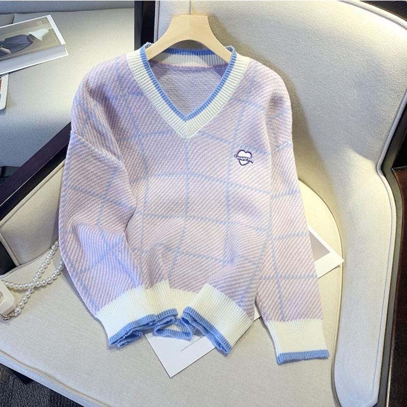 Áo Len Sáp Mềm Dày Dặn Cổ Chữ V Dáng Rộng Thêu Họa Tiết Thời Trang Thu Đông Cho Nữ