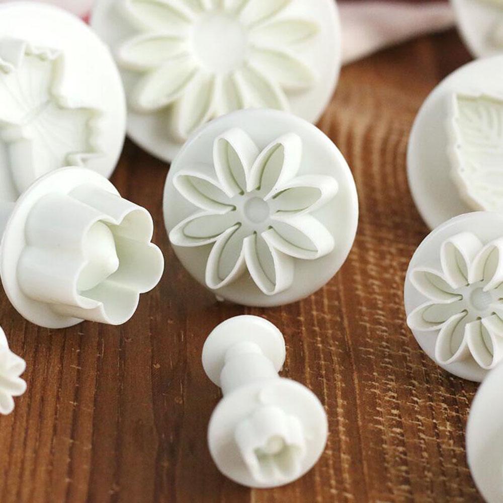 KUNHEV Set 33 Khuôn Cắt Tạo Hình Trang Trí Bánh Kem Mẫu Mới