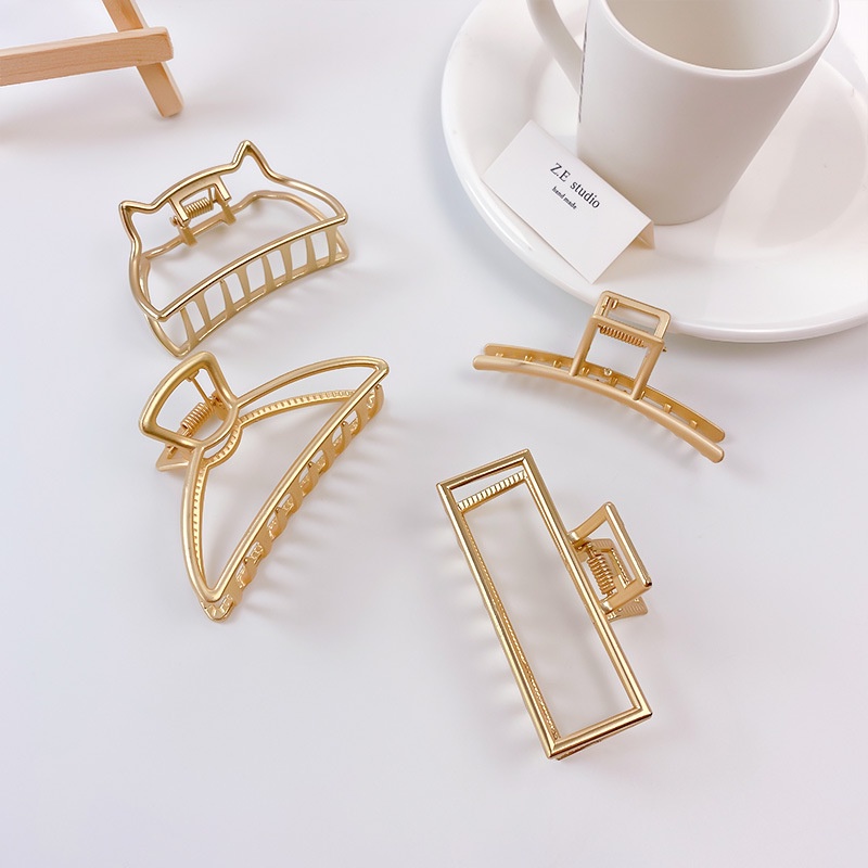 Kẹp Tóc Móng Vuốt Lớn Bằng Hợp Kim Màu Vàng Dễ Thương Dễ Phối Đồ Cho Nữ