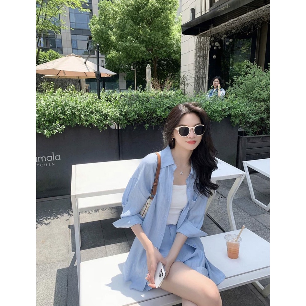 SET 3 MÓN: ÁO SƠ MI XẺ TÀ SAU + ÁO SÁT NÁCH TRẮNG + QUẦN SHORT XANH XƯỢC