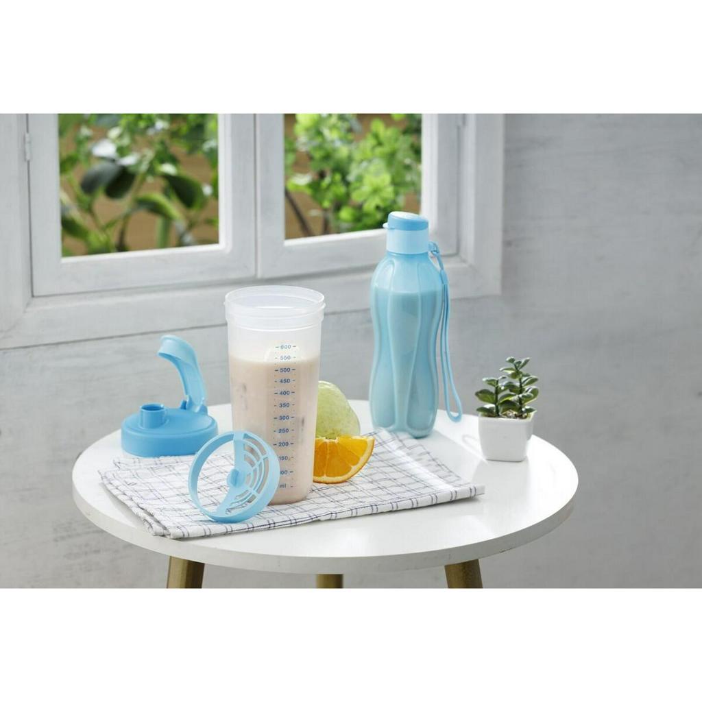 Bộ sản phẩm Tupperware Memberkit Shake N Go - Màu mới