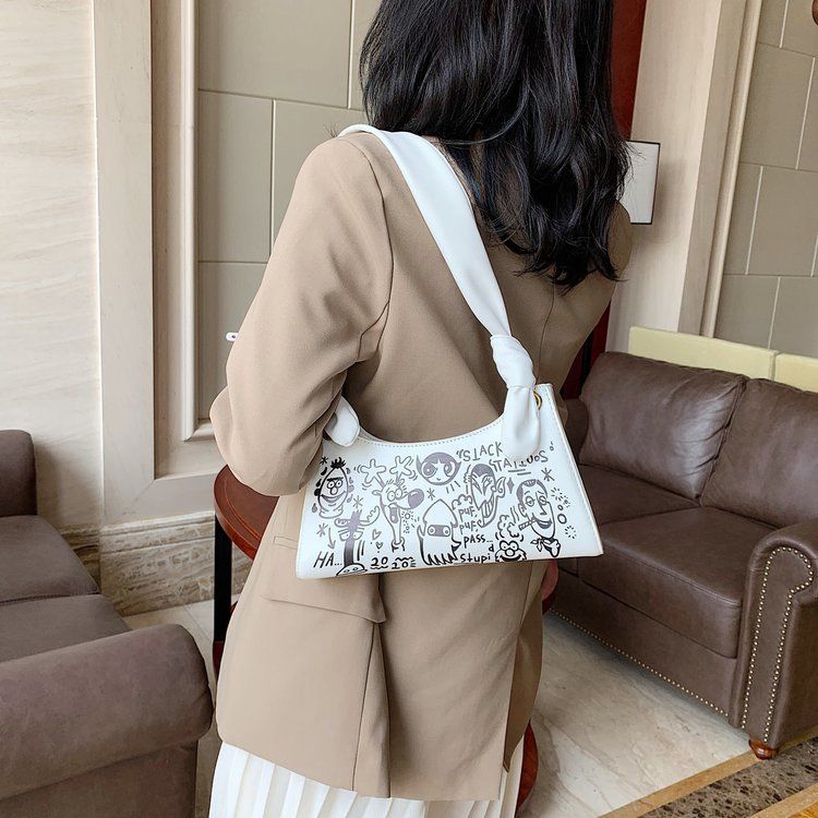 Túi Xách Tay Nữ Họa Tiết Graffiti Phong Cách Hàn Quốc | BigBuy360 - bigbuy360.vn