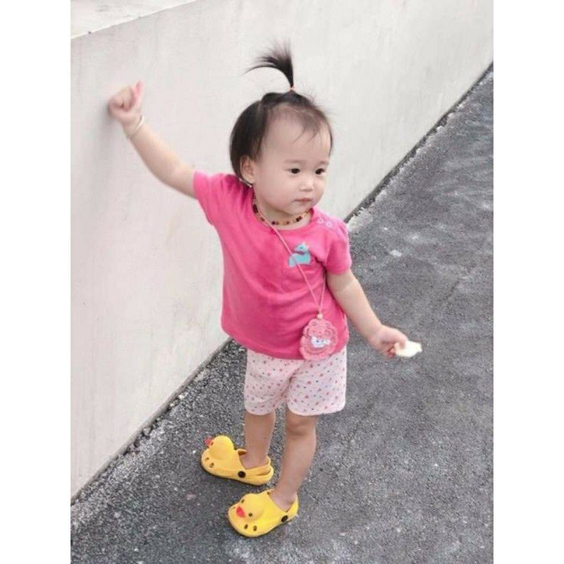 Túi đựng tỏi tránh vía cho bé yêu