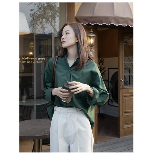 Shirt dark green women's shirt 2022 new spring and autumn retro Hong Kong style French minority pure color shirt design sense top Z2