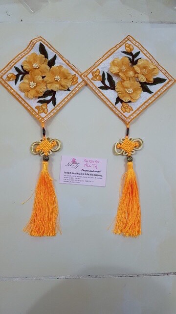 Tấm vuông trang trí kèm dây treo xinh xắn 14cm...