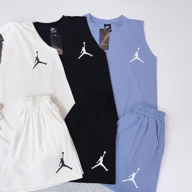 Bán sỉ Bộ áo sát nách quần đùi thêu JORDAN 3 màu cho nữ