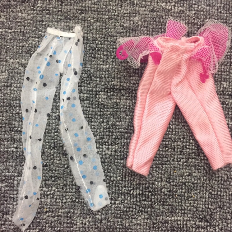 QAA2-Quần áo dành cho búp bê barbie đã qua sử dụng