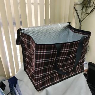 túi giữ nhiệt loại lớn hình hộp, vải bố dầy 38x22cm cao 30cm. Tx90
