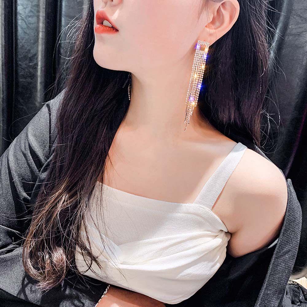 Khuyên Tai Dáng Dài Tua Rua Đính Đá Sáng Lấp Lánh Sang Trọng Thời Trang Dự Tiệc
