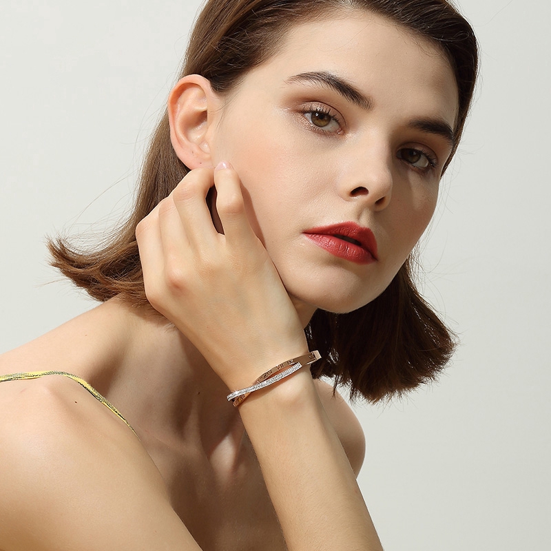 Kiềng tay MAYEBE LAVEND bằng thép titan kiểu Hàn Quốc dễ thương cho nữ