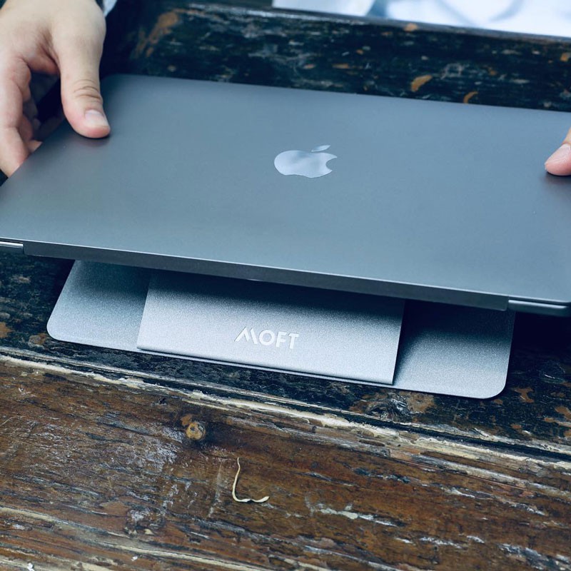 | Chính Hãng | Giá Đỡ Macbook MOFT Laptop Stand Siêu Mỏng, Siêu Nhẹ Có Thể Gập Gọn, 2 Góc Độ Tùy Chỉnh Tương thích